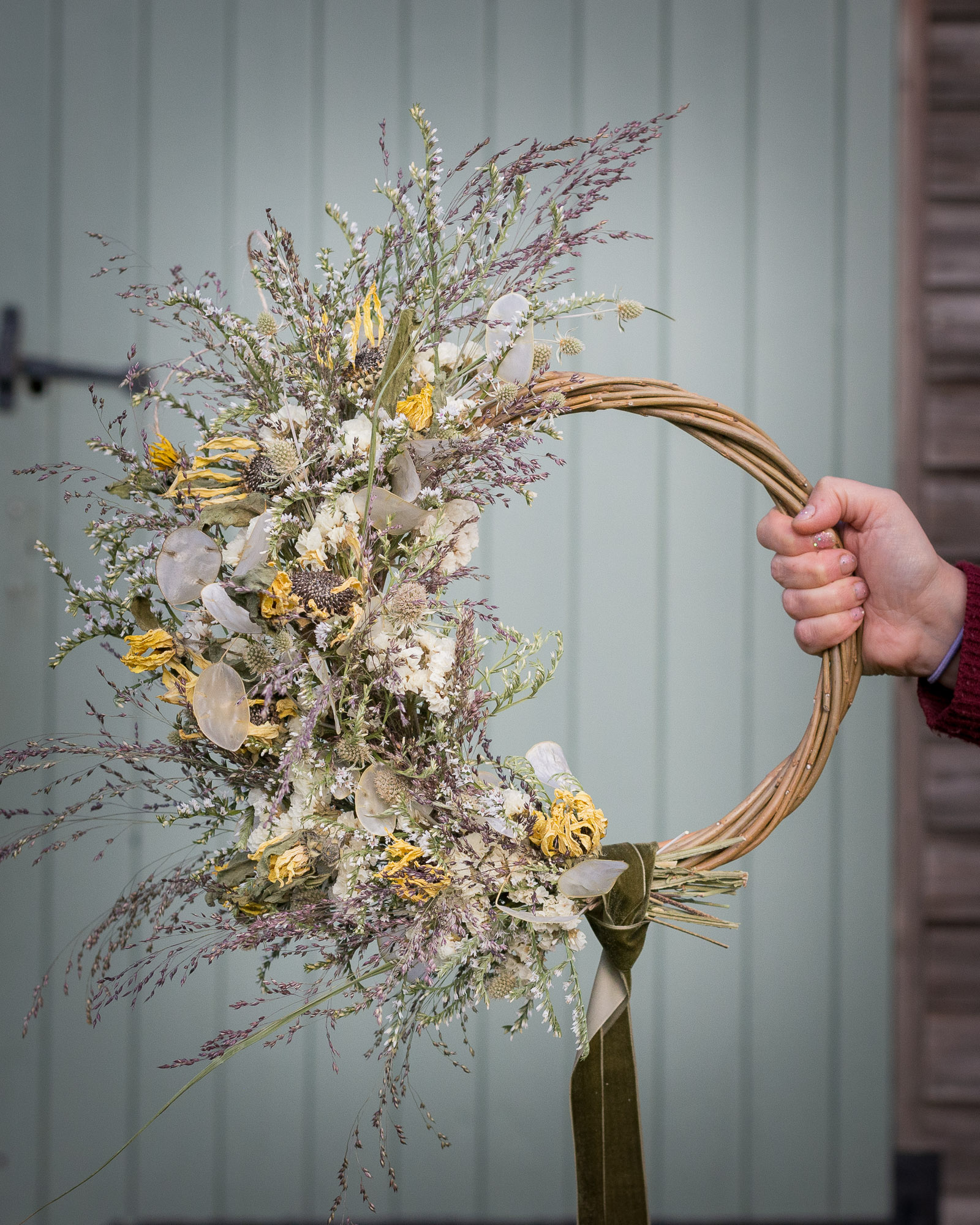 "Half Moon" Everlasting Wreath - Image 5