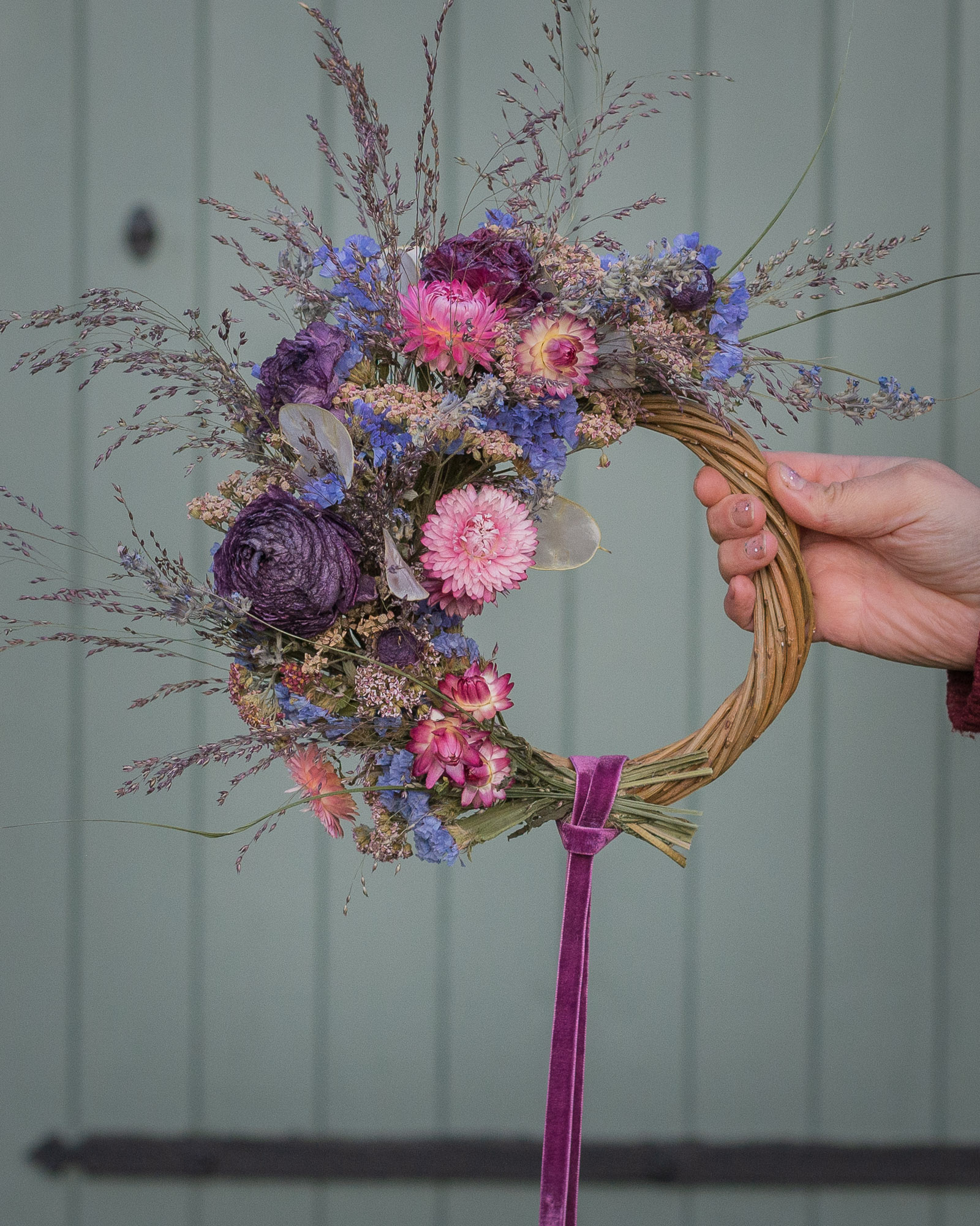 "Half Moon" Everlasting Wreath - Image 4