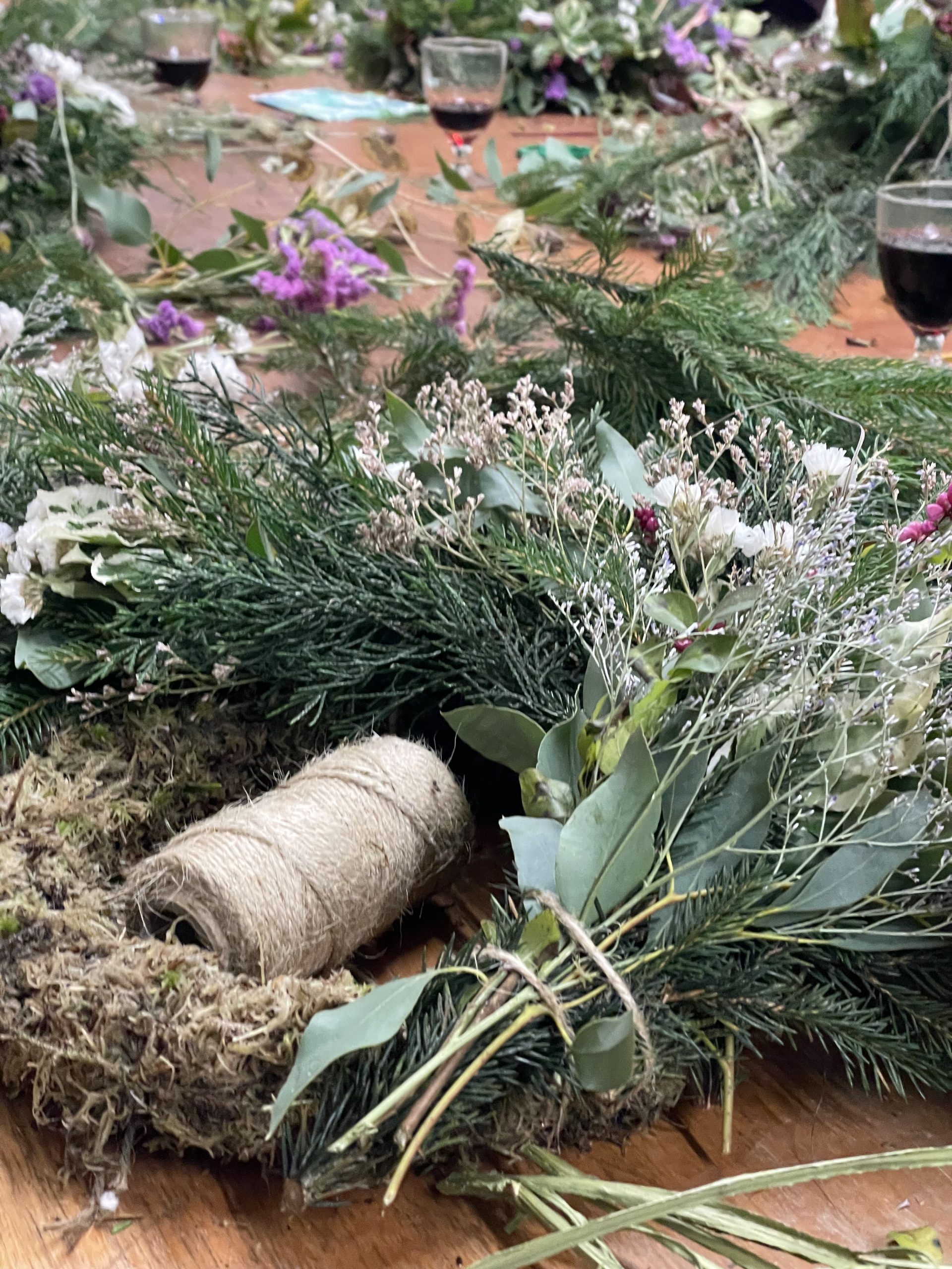 Christmas Wreath Making Course - Image 4